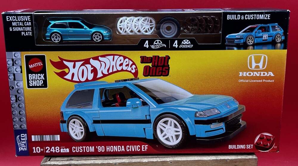 Hot Wheels Custom '90 Honda Civic EF The Hot Ones Building Set, 248 Pieces,